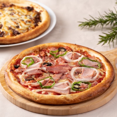 宍粟ハムたっぷりピザとミートピザのセットJ2