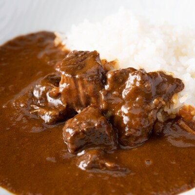 レストランの特製但馬牛カレーJ7