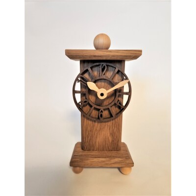 無垢材　木の置き時計(アラビア数字)　AH16　