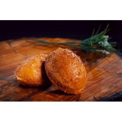 自家製ビーフカレーパン　4個(a08-014)