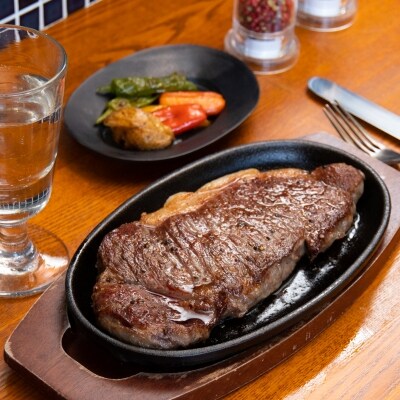 「土佐あかうし」サーロインステーキ肉 300g(1枚)