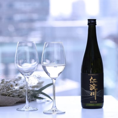【黒瓶】今注目の酵母「CEL 24」使用の純米大吟醸「仁淀川」 新登場!  (高知酒造)