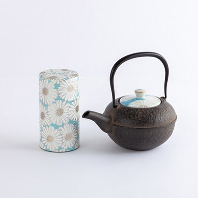 清水焼白菊鉄瓶急須と宇治茶