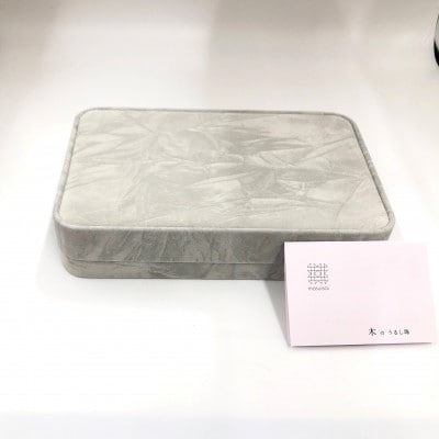 輪島うるし塗　HAKU　ネックレス　(黒金箔)