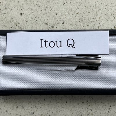 ネクタイピン Itou Q