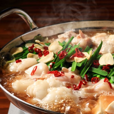 【毎月定期便】訳あり!博多味噌もつ鍋2人前と辛子明太子(切子)1個セット(宇美町)全2回