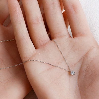 プラチナ900【0.2ct ラボダイヤモンドネックレス】6本たてづめ 未来の輝き 一粒ペンダント