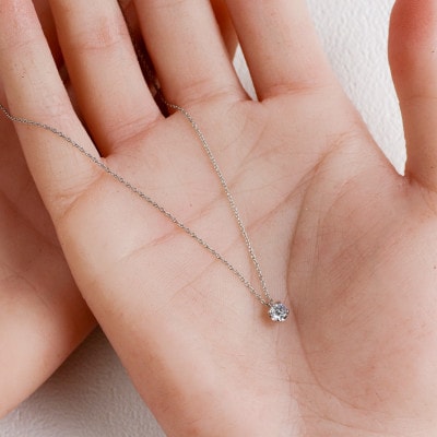 プラチナ900【0.2ct ラボダイヤモンドネックレス】4本づめカップ 未来の輝き 一粒ペンダント