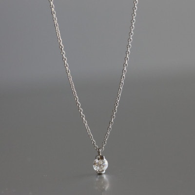 プラチナ900【0.2ct ラボダイヤモンドネックレス】ハーフベゼル 未来の輝き 一粒ペンダント