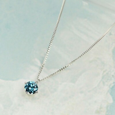 プラチナ900【0.2ct ラボブルーダイヤモンドネックレス】クラウン王冠 優しい輝き ペンダント