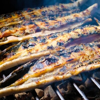【6カ月定期便】創業40年 全てが職人による手焼き うなぎの蒲焼き 4尾