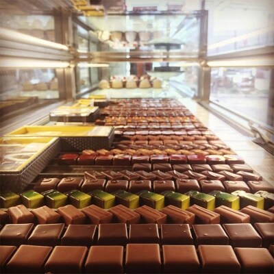【12ヵ月 定期便】チョコレート専門店のオリジナルボンボンショコラセット