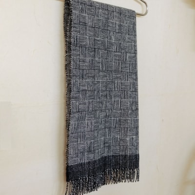 ストール 翔工房 上質カシミヤ100%手紡ぎ・手織りストール 網代模様 黒[No5354-0604]