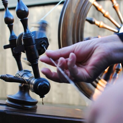 翔工房 上質カシミヤ100% 手紡ぎ・手織りマフラー 網代模様 ベージュ[No5354-0610]