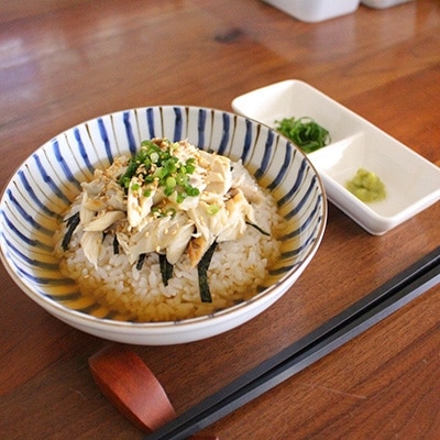 昆布のエキスで臭みを取った、身はふっくら皮は香ばしい、ひと味違う昆布塩サバ切り身6切れ8パック
