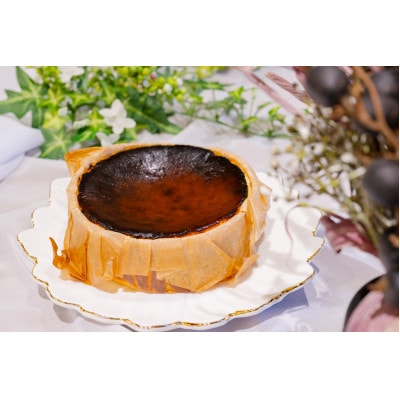 バスクチーズケーキ【苺】