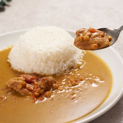 美味安心グリーンカレーレトルト　15箱