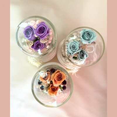 ガラスドームのお供え仏花　はなほたる
