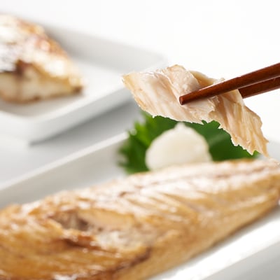 【レンジで簡単調理】焼き塩鮭5切と焼きさば文化干3切セット 計8枚セット