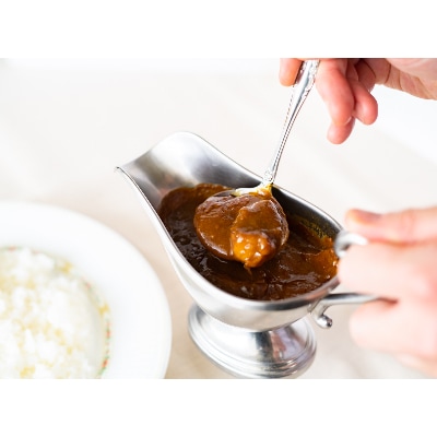 【格別な味!常連さんに人気】老舗洋食レストランの厳選牛カレールー&厳選牛ハヤシルー(各4パックずつ)