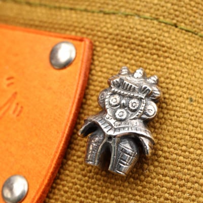 【縄文アクセサリーDo_goods】SILVER925 豆みみずく土偶のピンズ 700-111