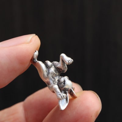 【縄文アクセサリーDo_goods】シルバー925製 鳥獣戯画 うさぎのペンダント中 700-212