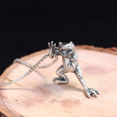 【縄文アクセサリーDo_goods】シルバー925製 鳥獣戯画 かえるのネックレス小 700-214