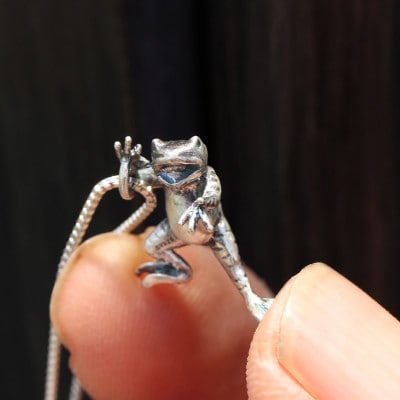 【縄文アクセサリーDo_goods】シルバー925製 鳥獣戯画 かえるのネックレス小 700-214