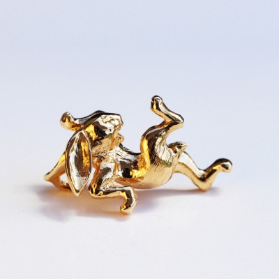 【縄文アクセサリーDo_goods】 K18鳥獣戯画 うさぎのオブジェ小 700-217