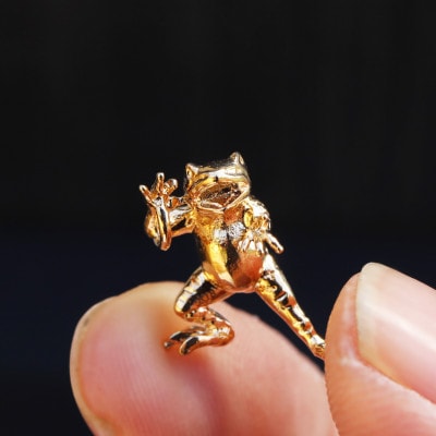 【縄文アクセサリーDo_goods】 K18鳥獣戯画 かえるのオブジェ小 700-218