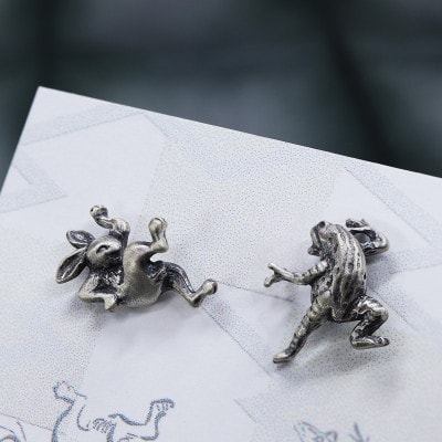 【鳥獣戯画】かえるとうさぎのシルバー925 セットピアス 700-225