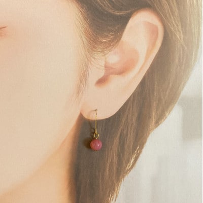 バラ輝石　ピアス(ゴールド)