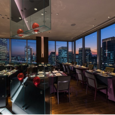 【東京駅上空】27Fのホテルレストラン「上天草フレンチディナーコース ワンドリンク付」お食事券2名様