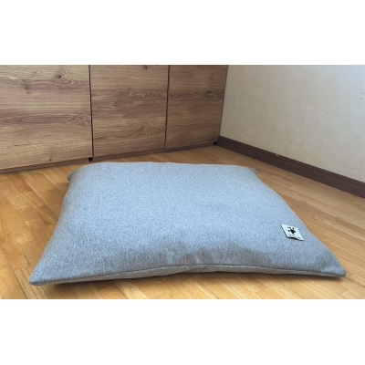 【たっぷり!!リアルダウン使用】大きめ! ペット用　羽毛クッションセット　H162-031