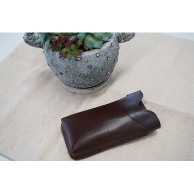 職人手作りの【本革】「スマホポーチ」ブラウン ケース 革 携帯ホルダー ポーチ 茶 H066-084