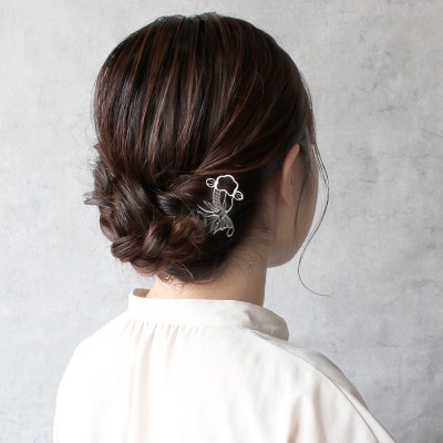 【地元職人の逸品】可愛らしく優雅に泳ぐ金魚　かんざし「出目金」