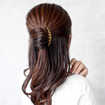 【女性のアイデア×職人技】ステンレス製かんざし「Arcliner comb/Gold」