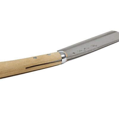 刀匠が丹精込めて仕上げた切味抜群　腰鉈(刃渡180mm)
