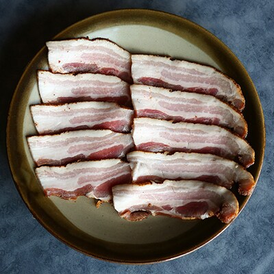 無添加炭火焼きベーコン1kg ※真空パック