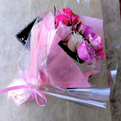 『天使のバラ』薔薇だけのミニ丈ブーケ(ピンク系)Sサイズ