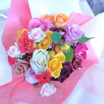 『天使のバラ』薔薇だけの自立型花束(色MIX)Sサイズ