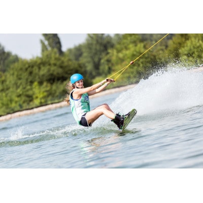 [体験チケット]ウェイクボード 1名 レンタル 15分[マリンショップBUZZ]〈163-007〉