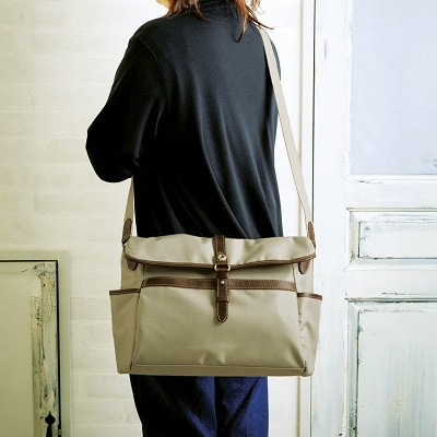 豊岡鞄 KANEDAITO RVKショルダーM 561011ベージュ