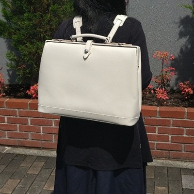 豊岡鞄 KANEDAITO ヨコ型ダレスリュック563011レンガ