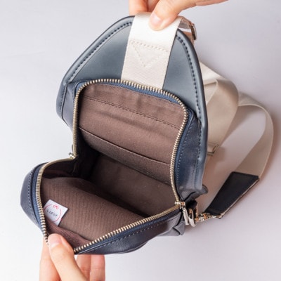 (豊岡鞄認定企業)ランドセルリメイク　ボディバッグ