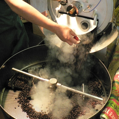 北海道洞爺湖サミットコーヒー「プレミアムブレンド」※豆のまま(100g×4パック)