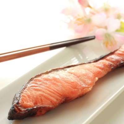 【2ヵ月毎定期便】天然汐紅鮭切り身　半身1枚分全6回