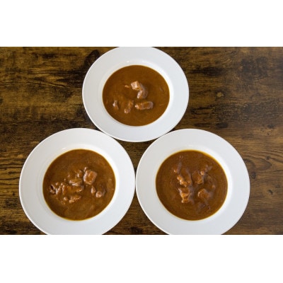 【大田原 前田牧場赤身牛】赤身肉がゴロゴロ入ったレトルトカレー 20袋(中辛6袋・甘口6袋・辛口6)
