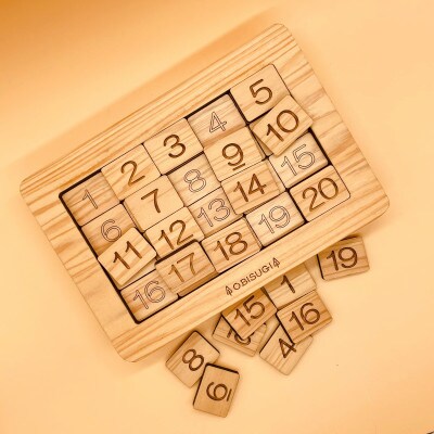 木の温もりある脳トレ玩具(おもちゃ)「数字パズル」