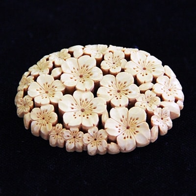 つげ細工 ブローチ(桜)　約5cm×3.5cm
